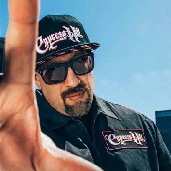 Cypress Hill Dr. Green thumb Collaboration Sunglasses ?️ main image 7